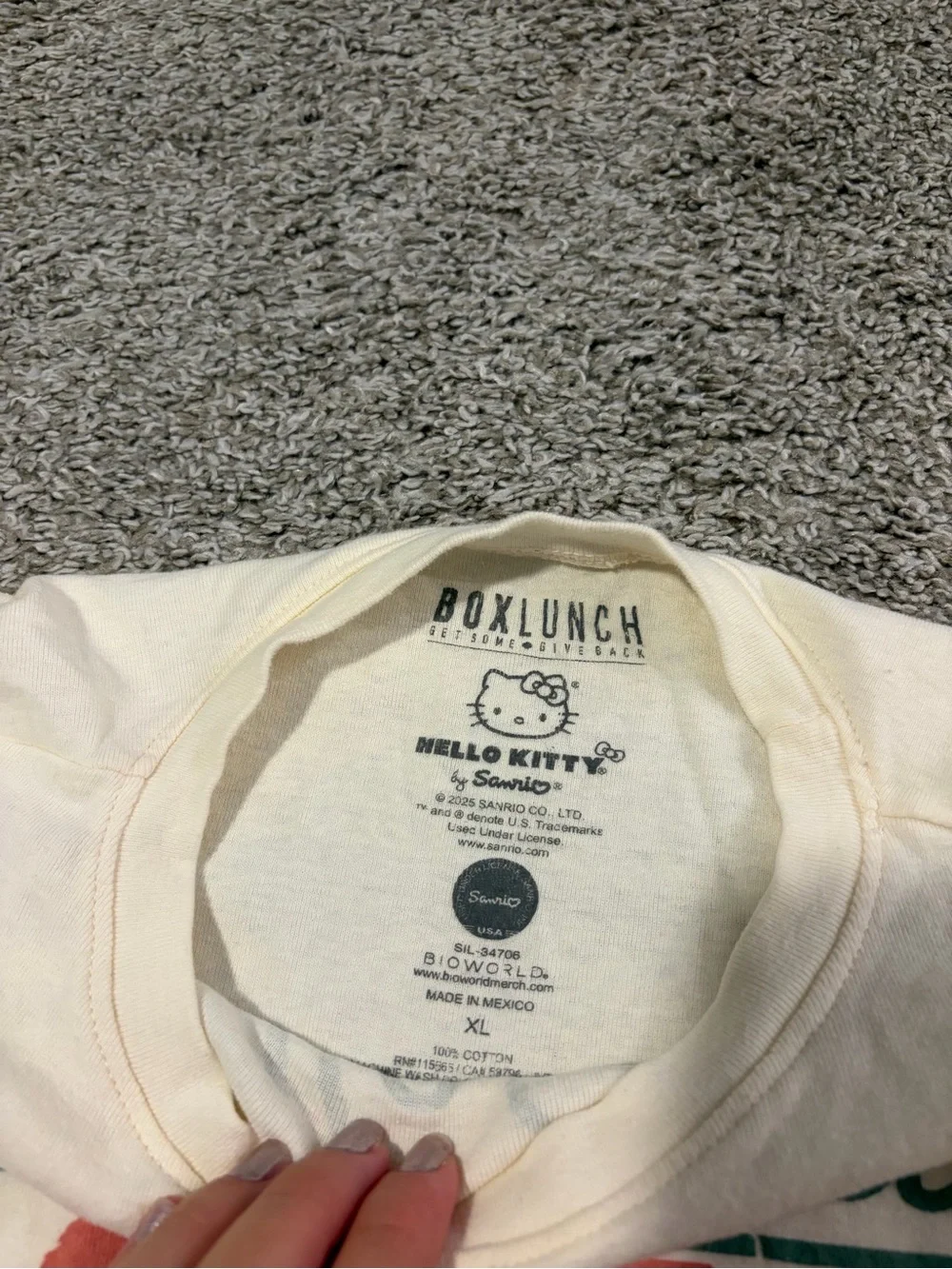 Hello Kitty Box Lunch Yee Haw Shirts Size XL Girls EUC